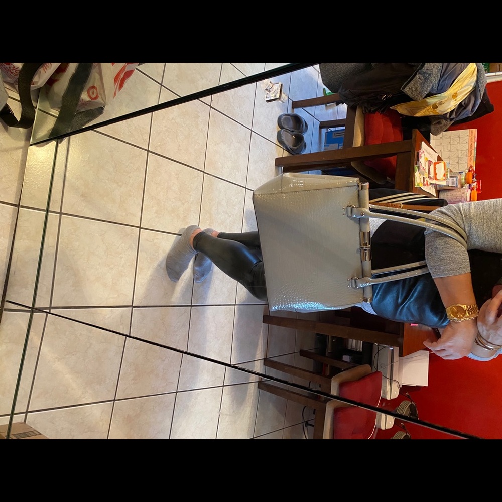 Classy Purse - image 2